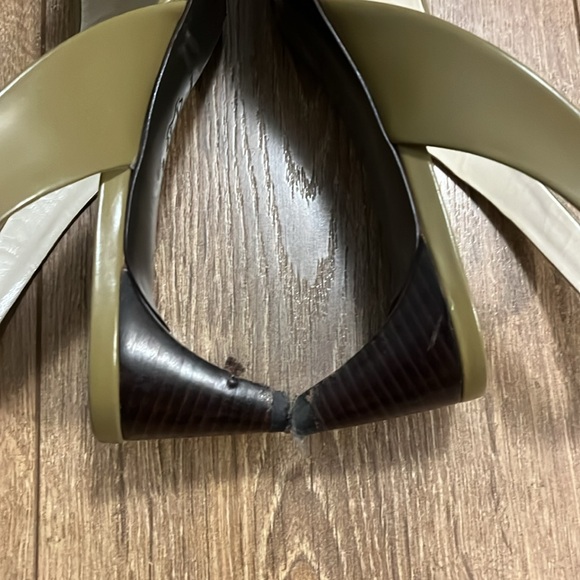 Tory Burch Pierced Slingback Heel - Picture 11 of 16